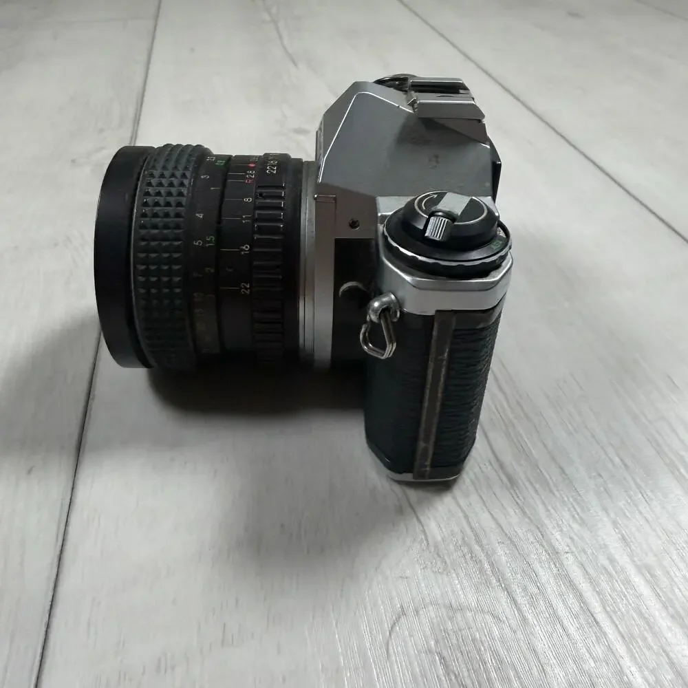 VTG Pentax ME Super 35mm SLR Film Camera Coastar 28mm lens Untested Parts Only